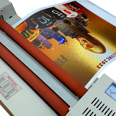 Машина для резки наклеек Daqin Graphtec для ноутбуков Mini Sticker Cutting Machine Custom